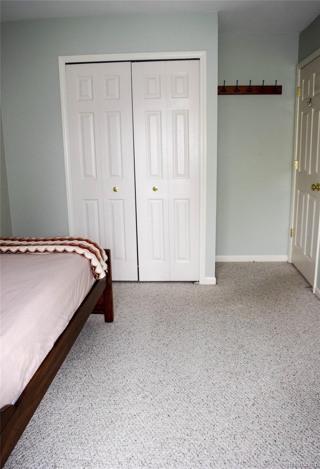 4307 Schaefer Road Dearborn, MI 48126 - Photo 26 of 46 DSC_0068.jpg