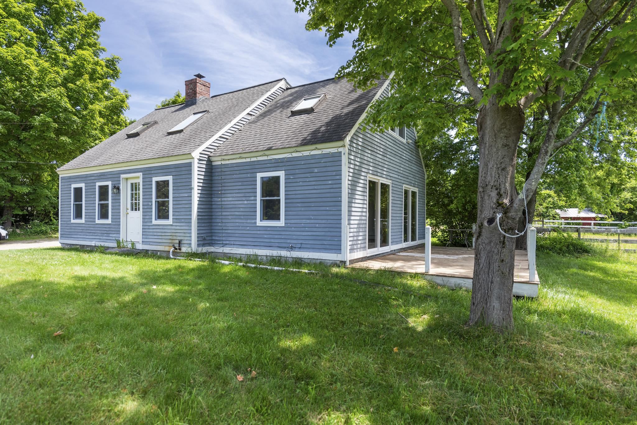 687 Hopkinton Road Hopkinton, NH 03229 - Photo 1 of 38