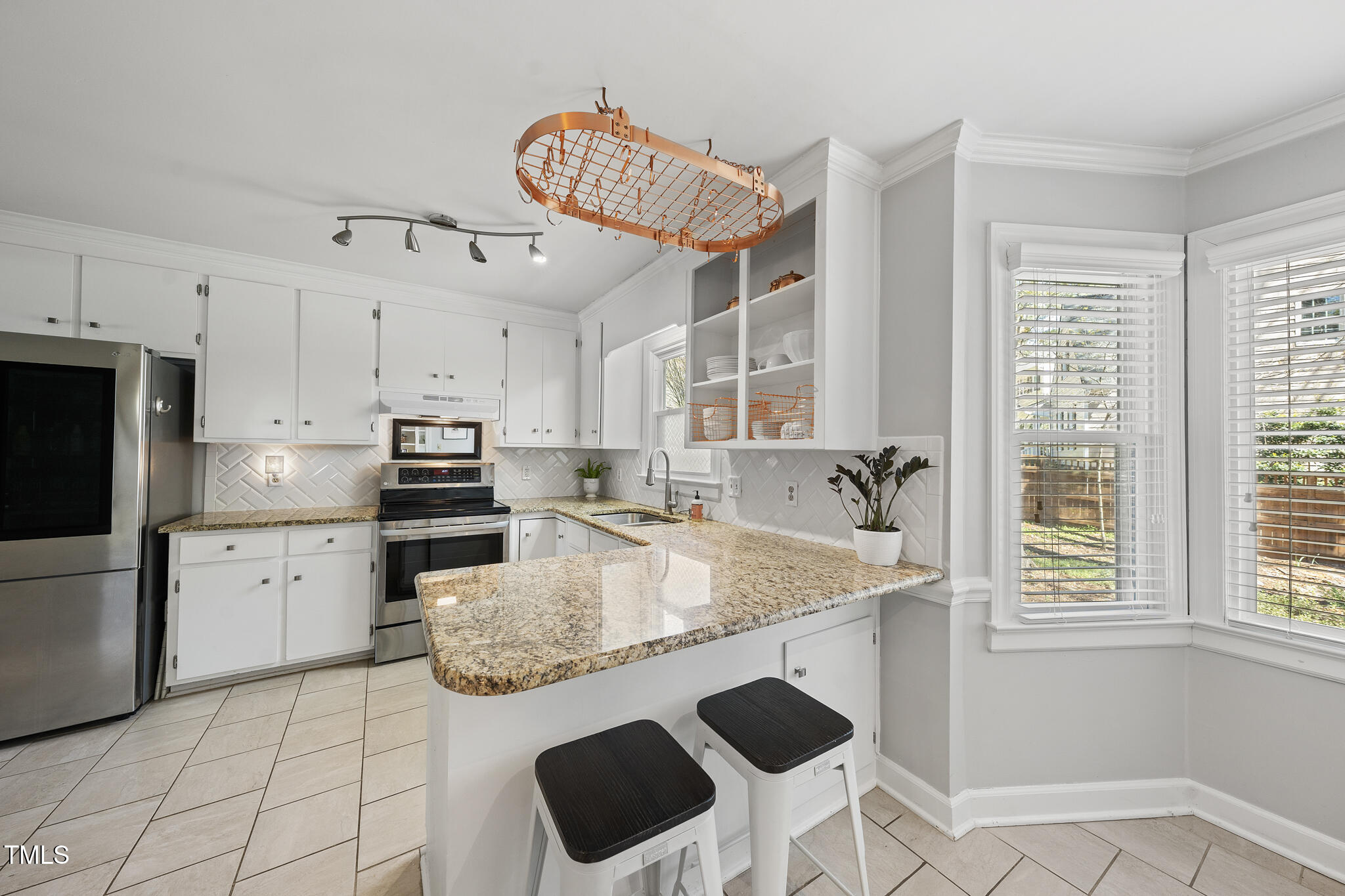 7804 Hilburn Drive Raleigh, NC 27613 - Photo 9 of 39 DSC08347