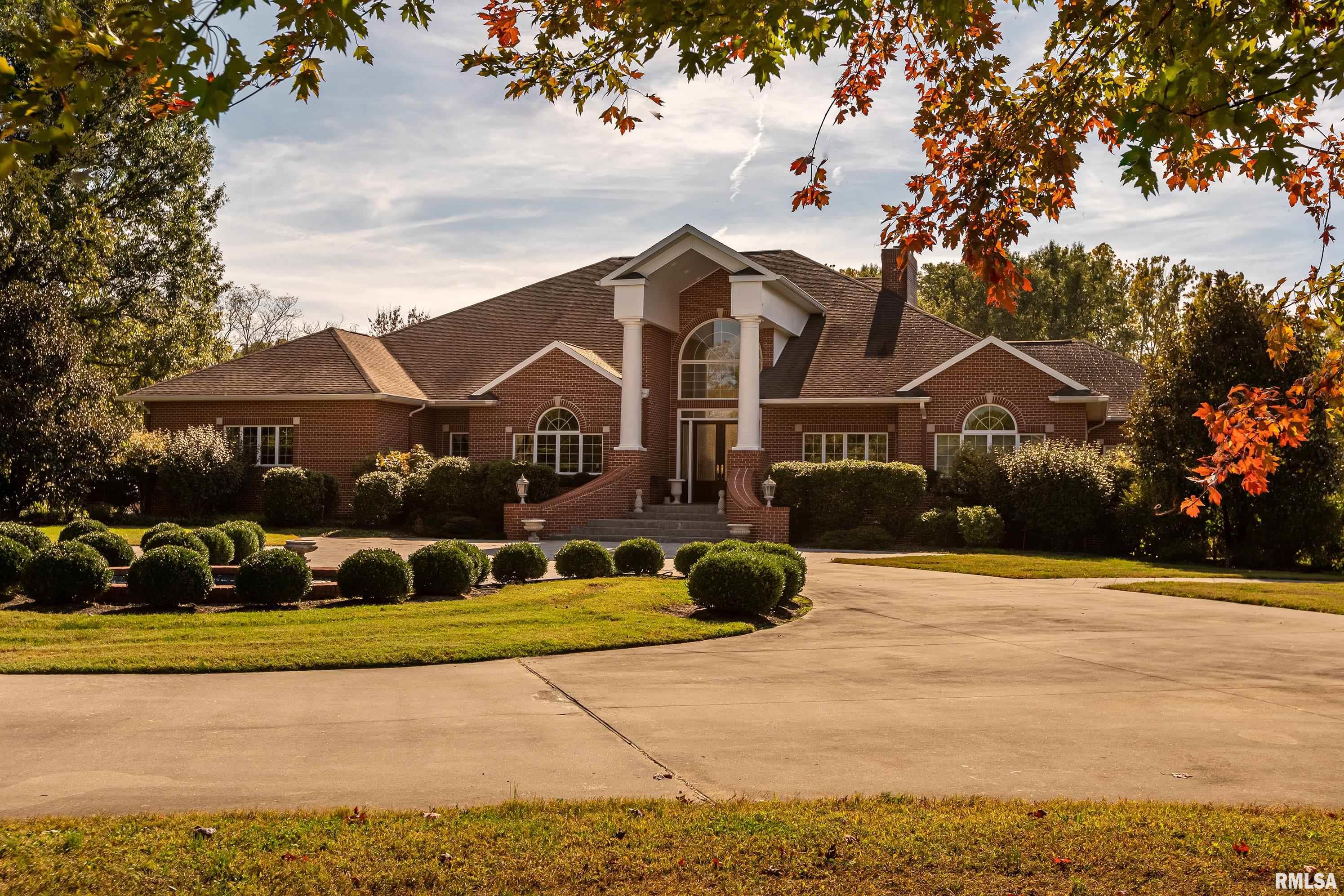 3187 West Striegel Road Carbondale, IL 62901 - Photo 2 of 12