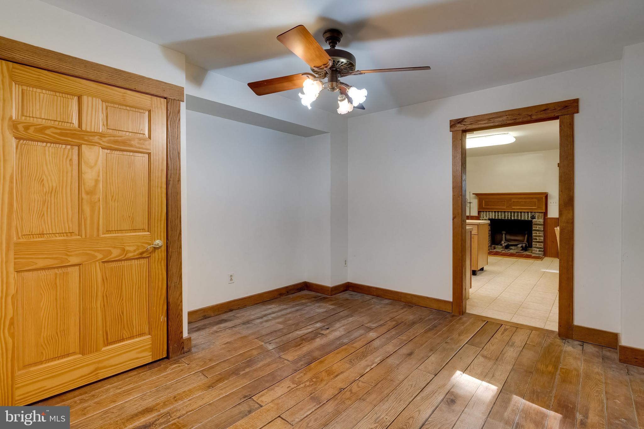 3021 Rocks Road Jarrettsville, MD 21084 - Photo 25 of 48 Office Area off of kitchen & Family Room