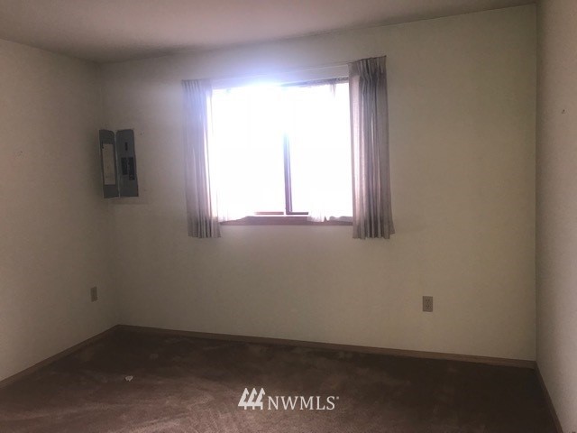 2132 185th Place Southeast Bothell, WA 98012 - Photo 5 of 11