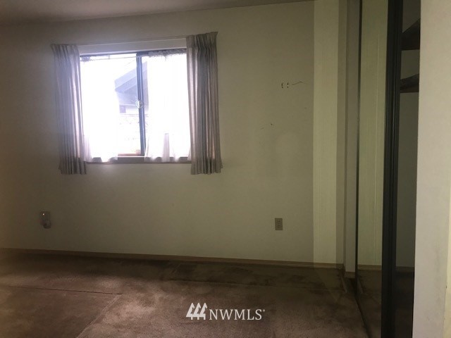 2132 185th Place Southeast Bothell, WA 98012 - Photo 6 of 11