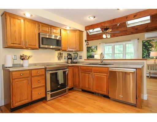 73 Parmenter Road Hudson, MA 01749 - Photo 8 of 36 Gallery Image 8