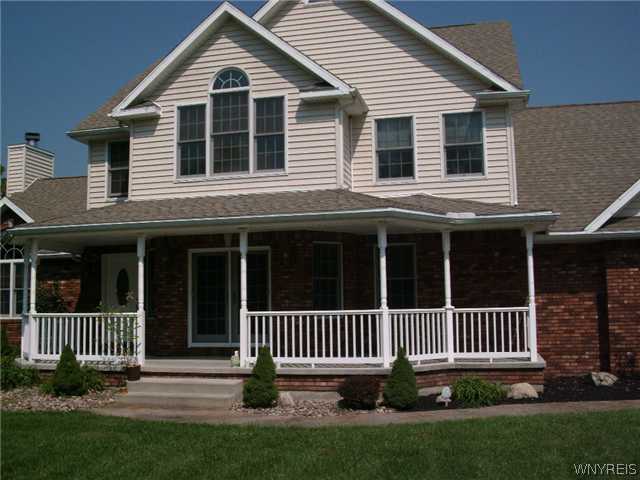 9100 Wolcott Road Clarence, NY 14032 - Photo 1 of 1 Exterior Front