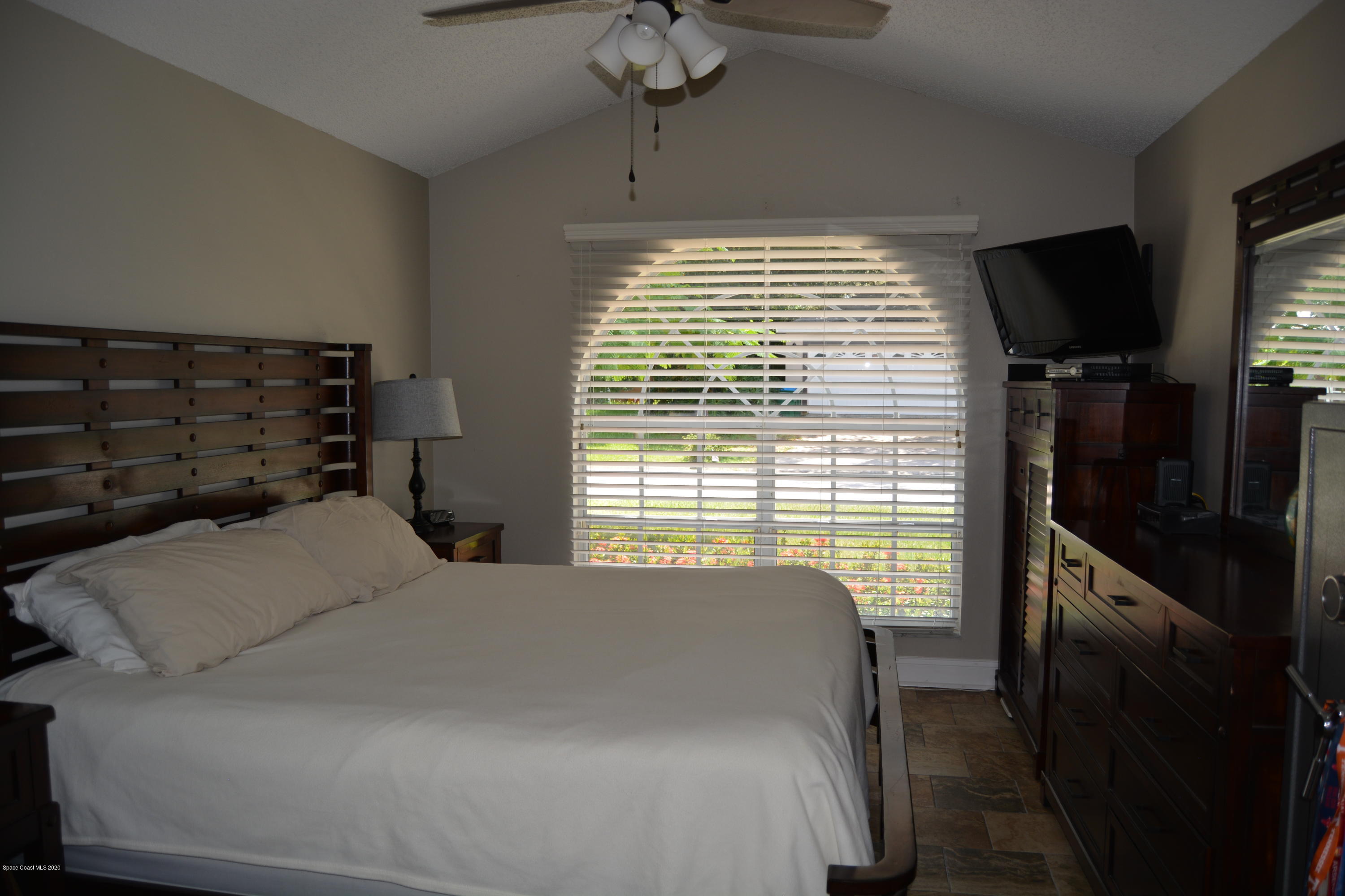 2370 Hickory Creek Road Melbourne, FL 32935 - Photo 19 of 37 DSC_0077