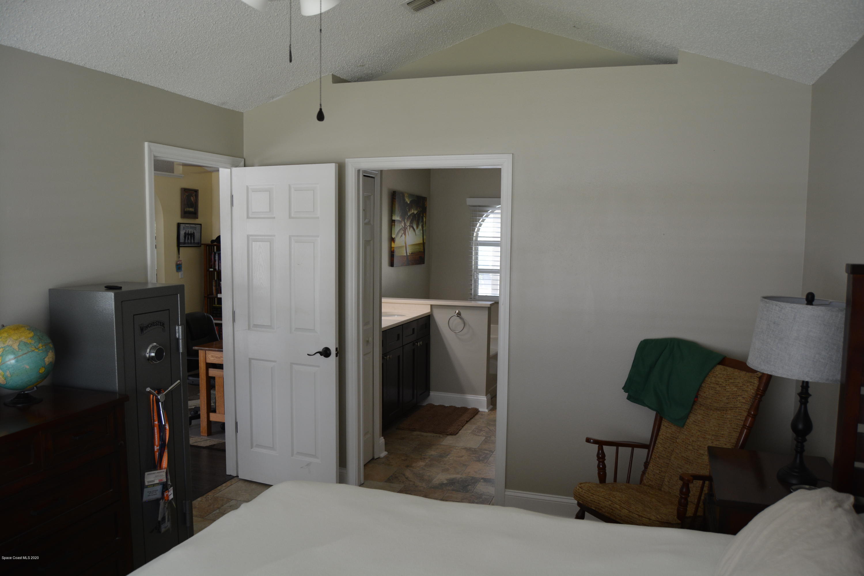 2370 Hickory Creek Road Melbourne, FL 32935 - Photo 20 of 37 DSC_0080