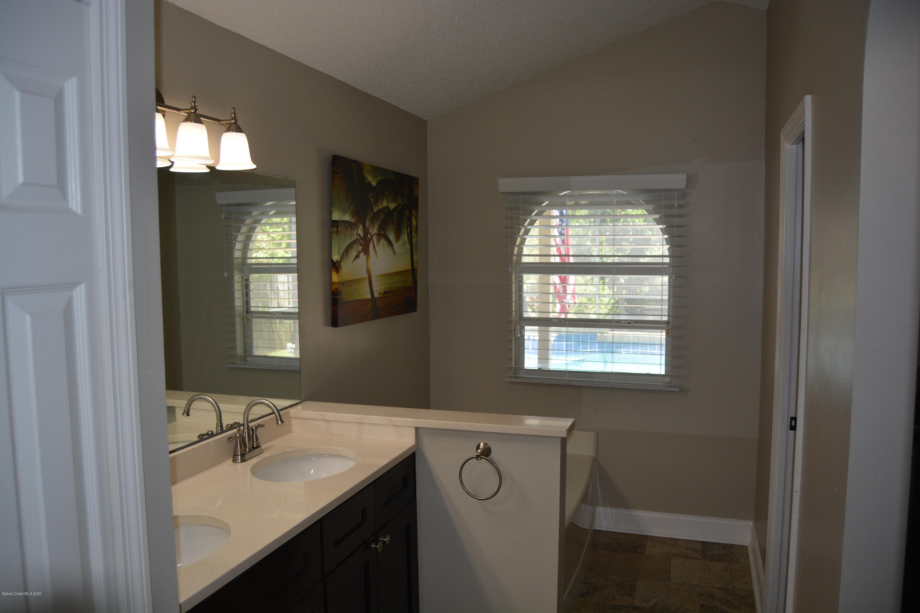 2370 Hickory Creek Road Melbourne, FL 32935 - Photo 21 of 37 DSC_0083