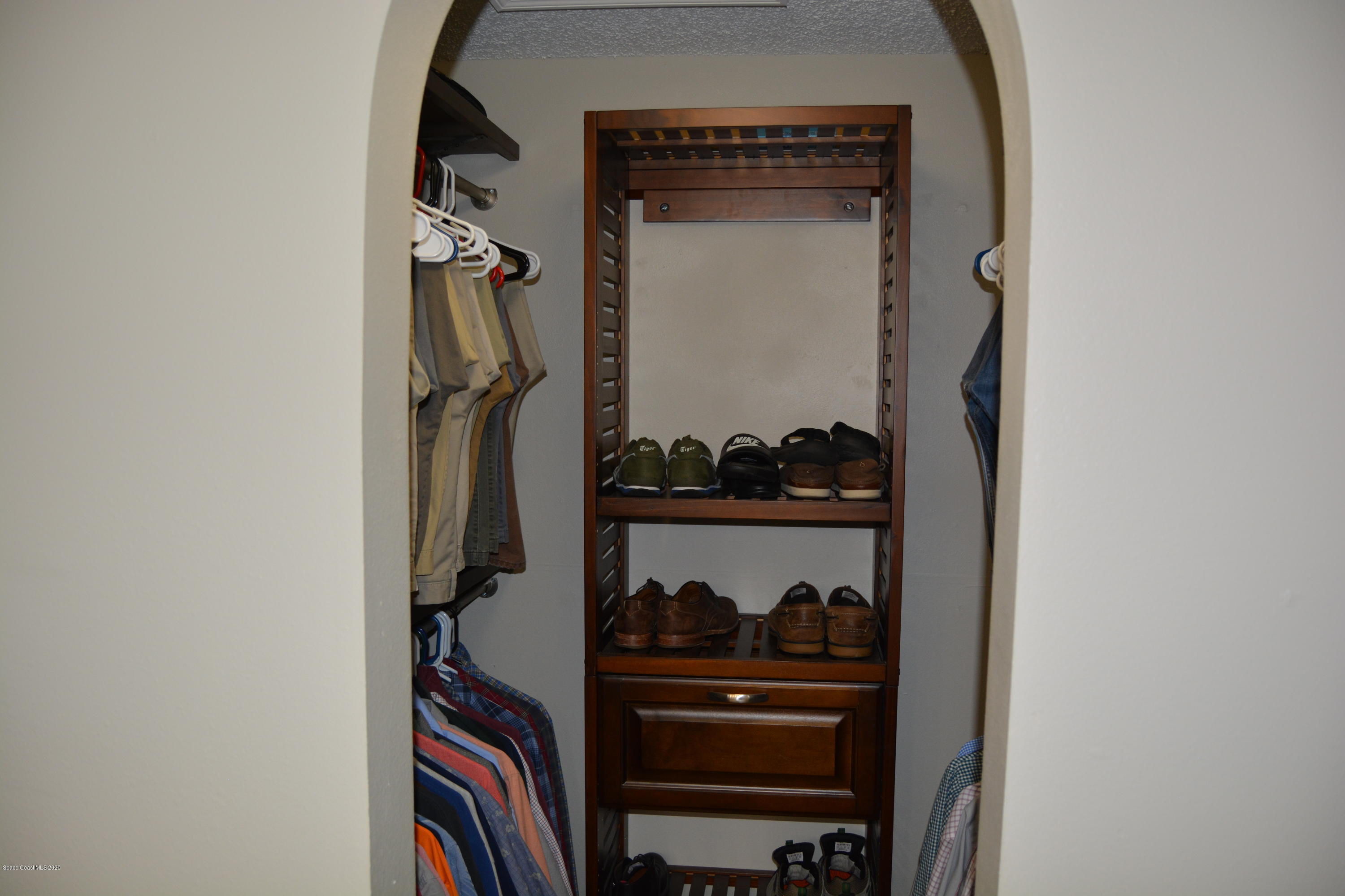 2370 Hickory Creek Road Melbourne, FL 32935 - Photo 22 of 37 DSC_0085