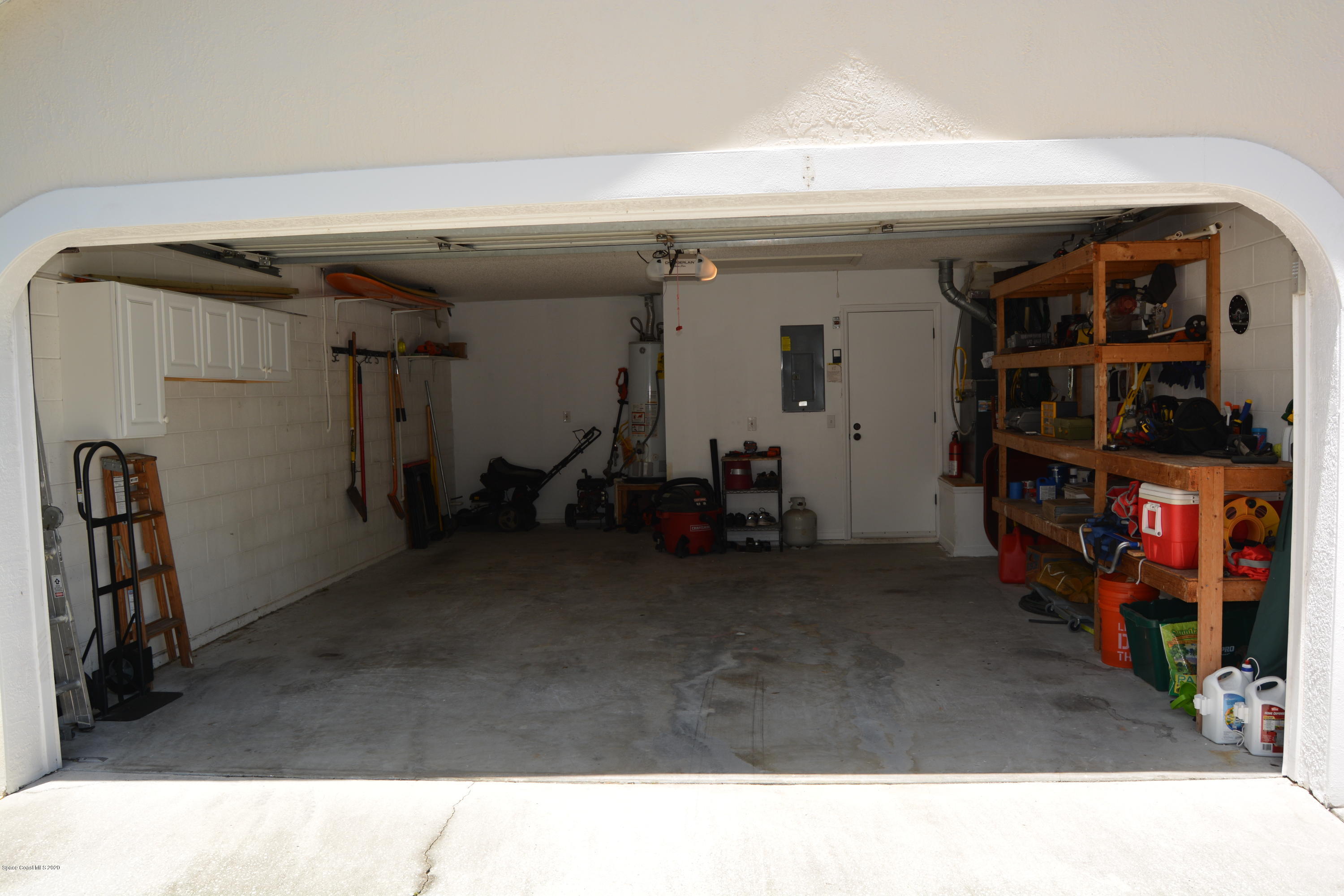 2370 Hickory Creek Road Melbourne, FL 32935 - Photo 29 of 37 DSC_0108