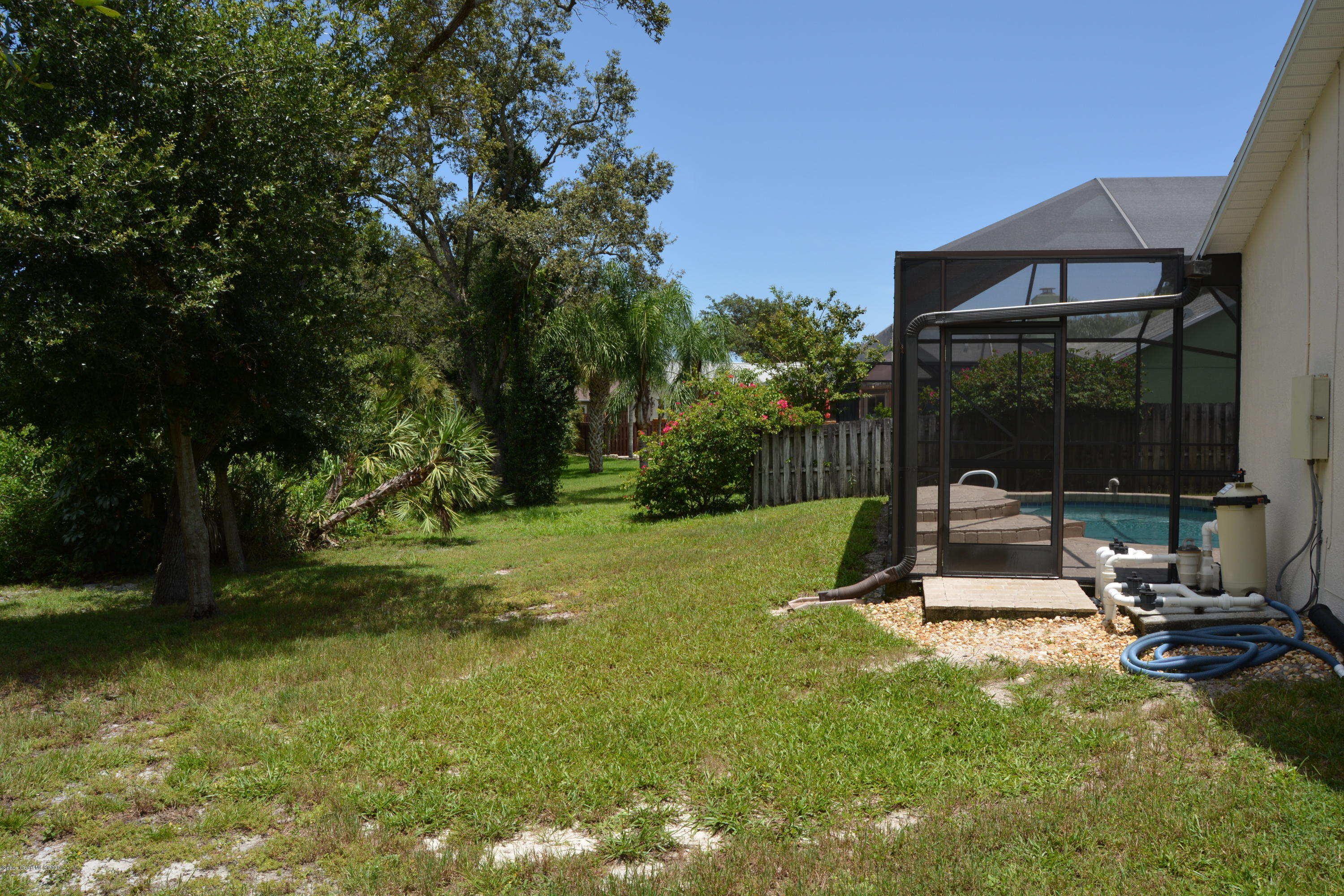 2370 Hickory Creek Road Melbourne, FL 32935 - Photo 6 of 37 DSC_0024
