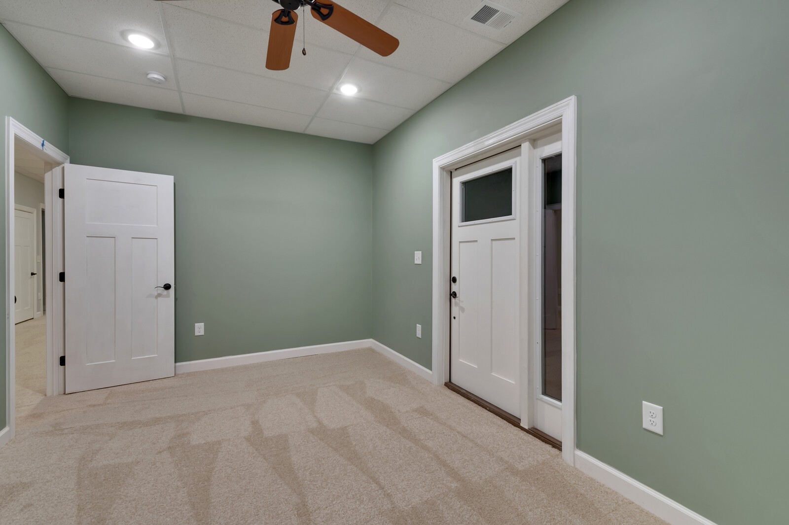 105 Lake Wood Road Lebanon, TN 37087 - Photo 23 of 34 a view of an empty room with a window