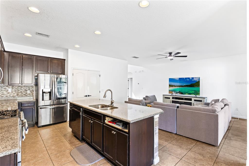 873 Haring Lane Mount Dora, FL 32757 - Photo 4 of 36