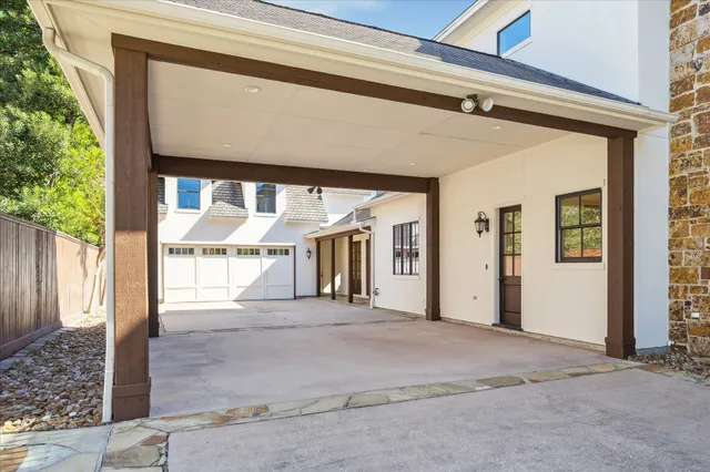 $2,850,000 | 210 Glenwood Drive, Houston, TX 77007