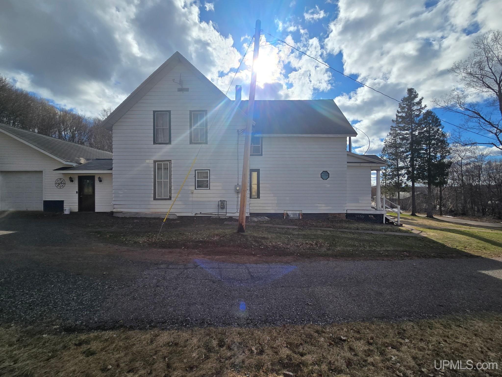 162 Bluff Street Ishpeming, MI 49849 - Photo 37 of 39