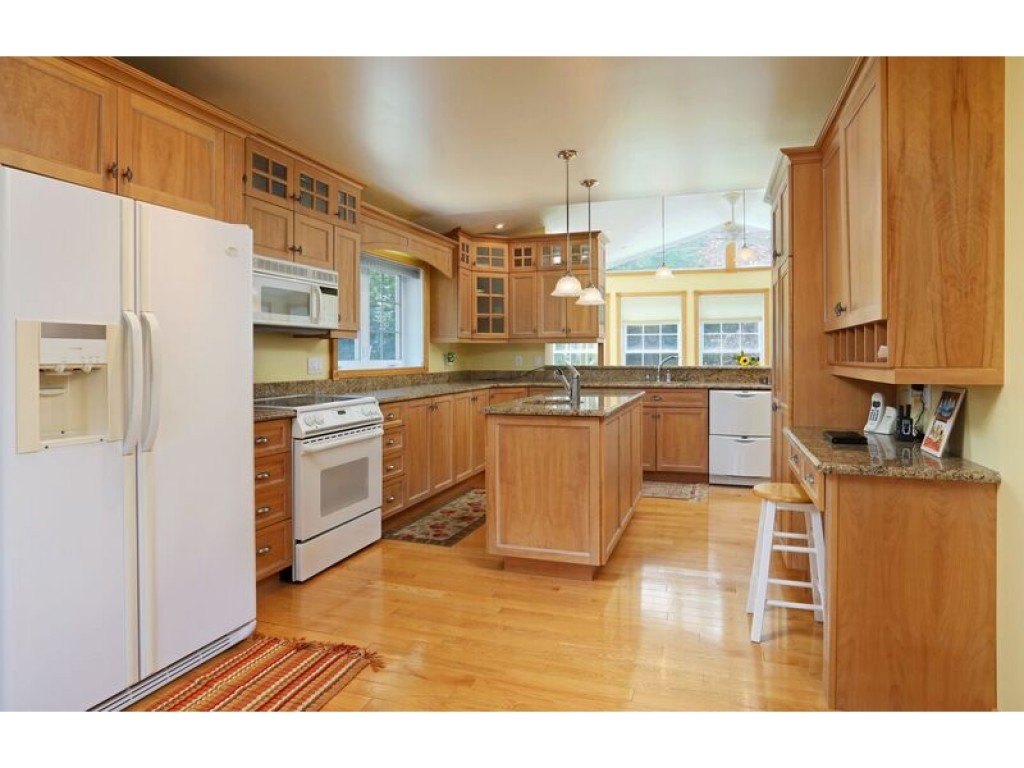 4822 Highway 114 Canaan, VT 05903 - Photo 8 of 25