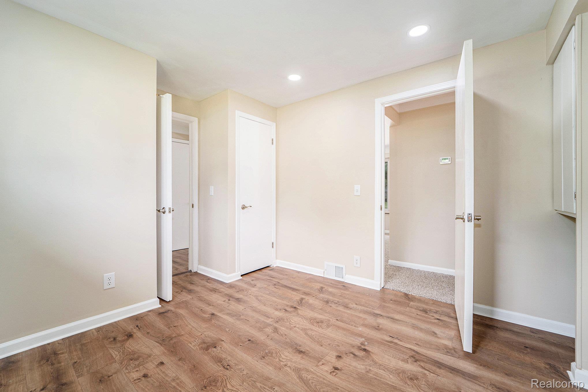 1206 Torpey Road Troy, MI 48083 - Photo 19 of 33 BR 1 - View 2