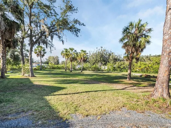 a view of a golf course