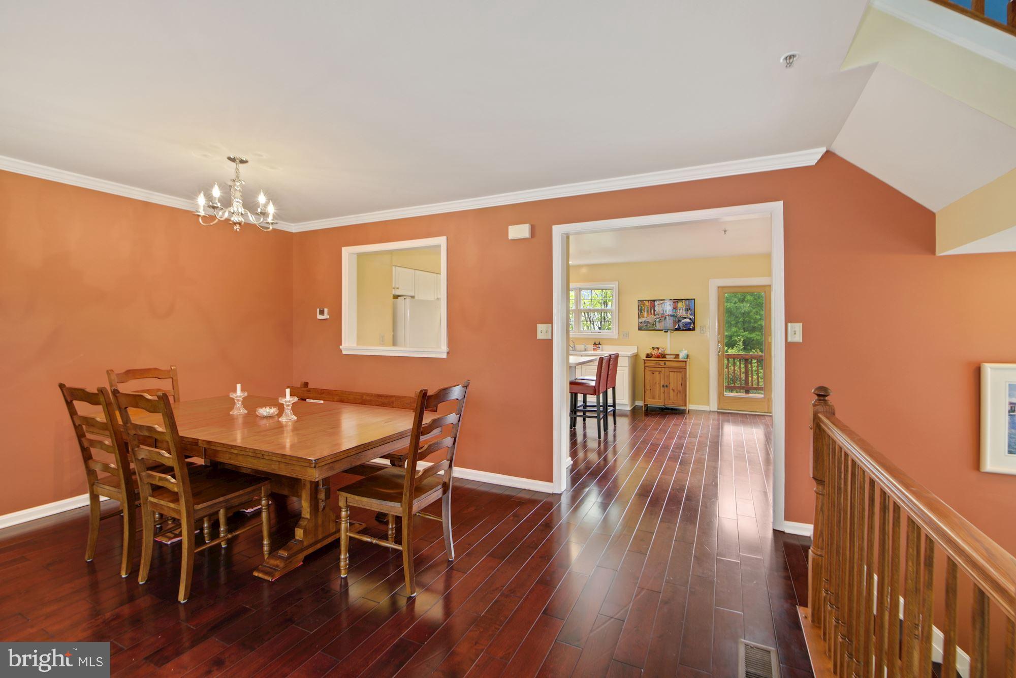 14211 Plum Run Way Silver Spring, MD 20906 - Photo 11 of 33 Dining Room