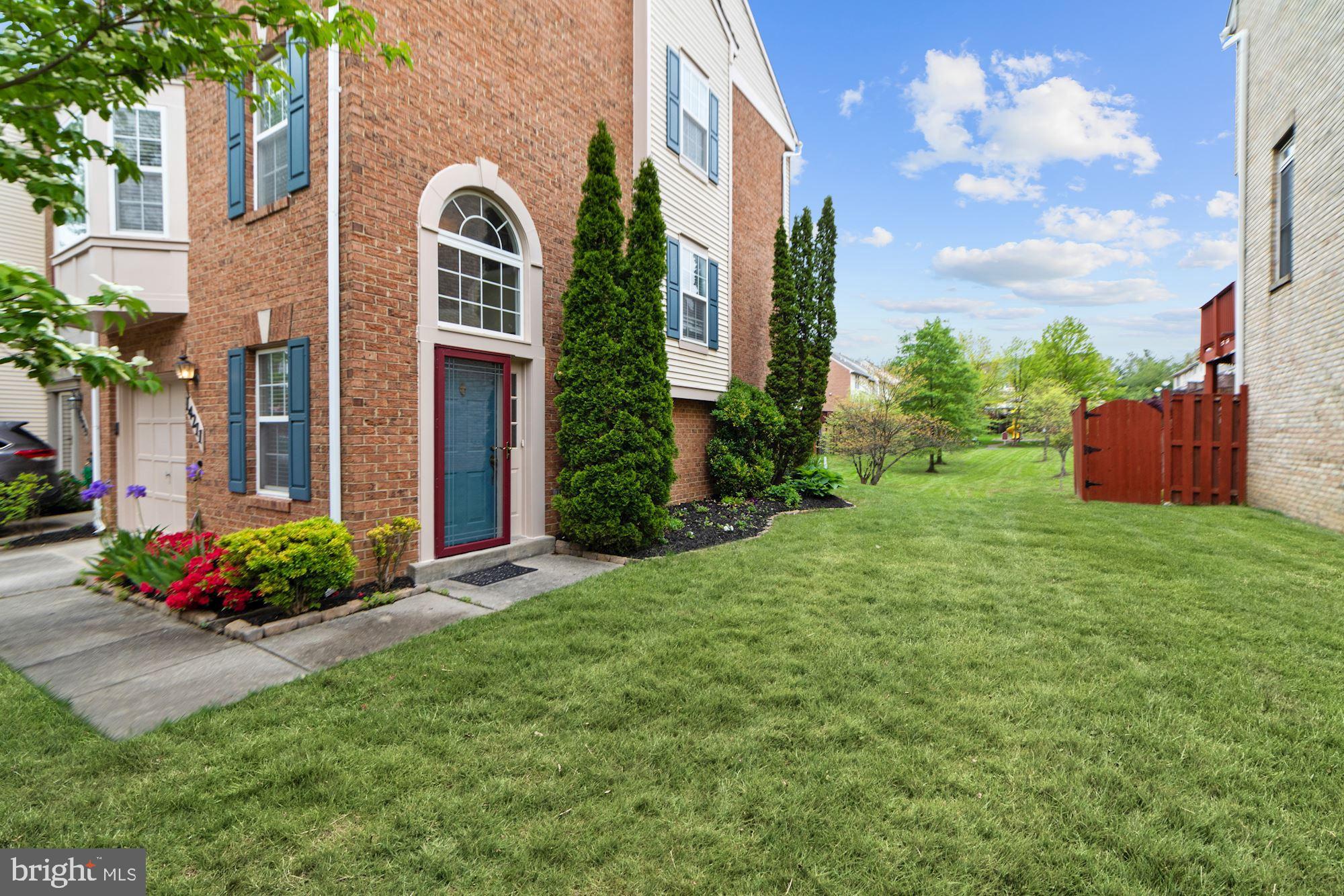 14211 Plum Run Way Silver Spring, MD 20906 - Photo 27 of 33 Front door