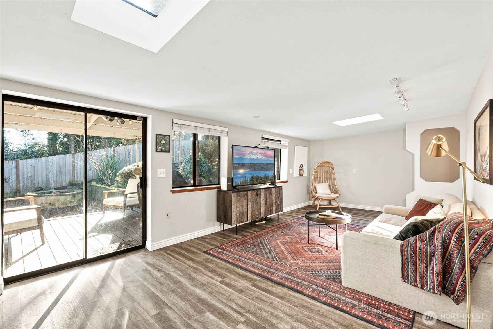 702 Yale Street Fircrest, WA 98466 - Photo 20 of 40