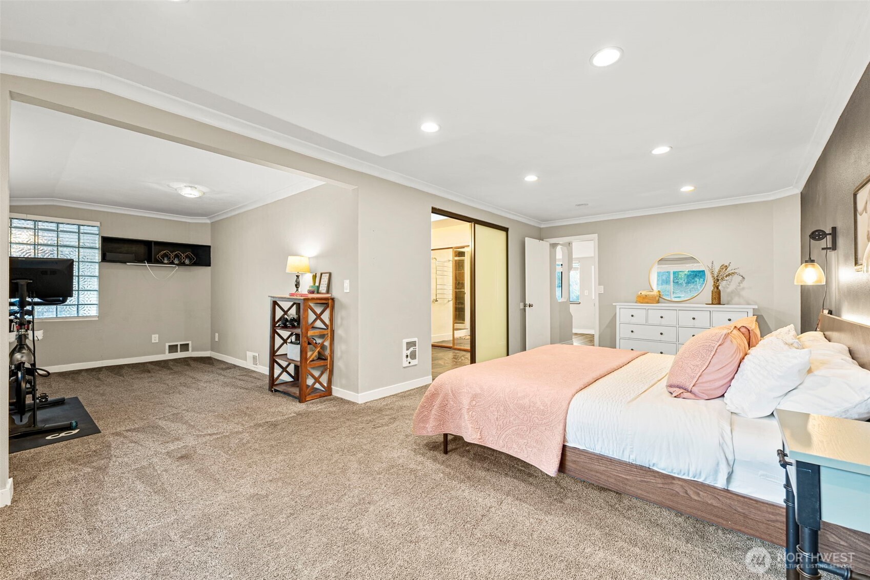 702 Yale Street Fircrest, WA 98466 - Photo 27 of 40