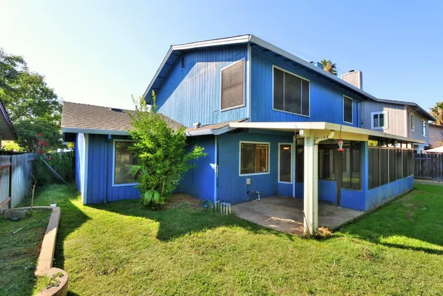 $575,000 | 8831 Liscarney Way, Sacramento, CA 95828
