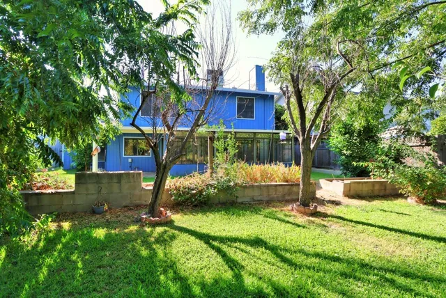 $575,000 | 8831 Liscarney Way, Sacramento, CA 95828