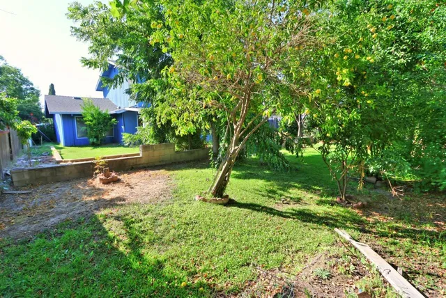 $575,000 | 8831 Liscarney Way, Sacramento, CA 95828