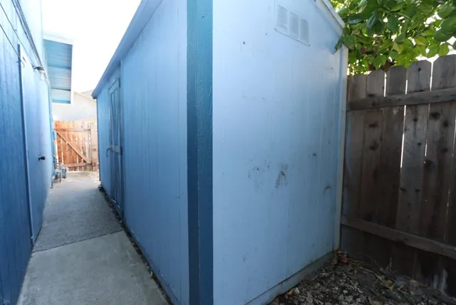 $575,000 | 8831 Liscarney Way, Sacramento, CA 95828