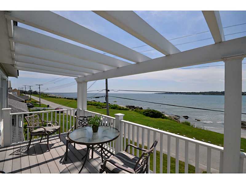 28 Esplanade Middletown, RI 02842 - Photo 18 of 25 Patio/Deck.