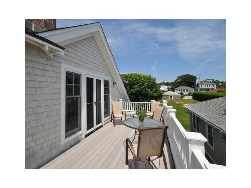 28 Esplanade Middletown, RI 02842 - Photo 22 of 25 Patio/Deck.