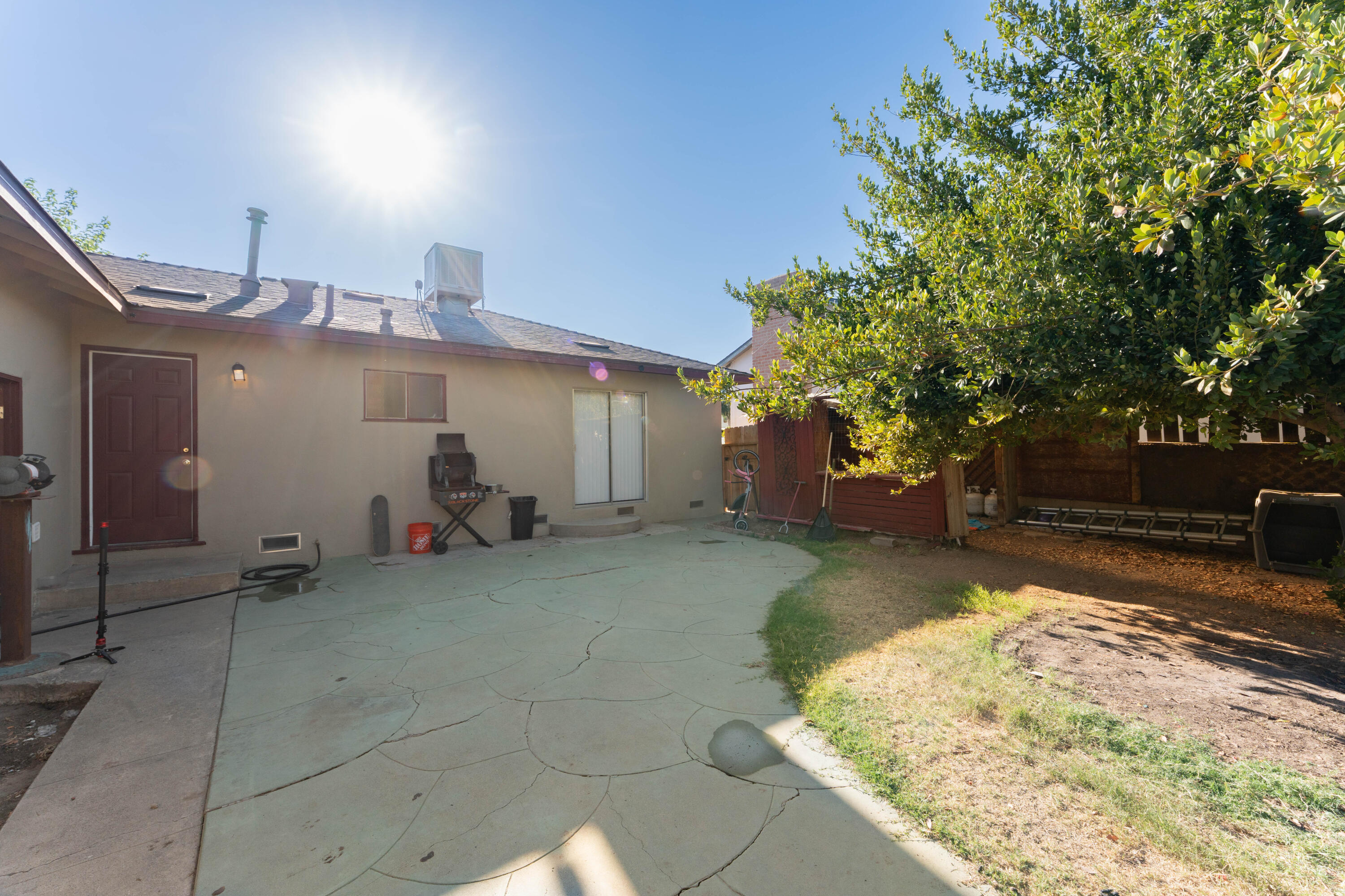 2209 Fairfax Road Bakersfield, CA 93306 - Photo 33 of 37 33