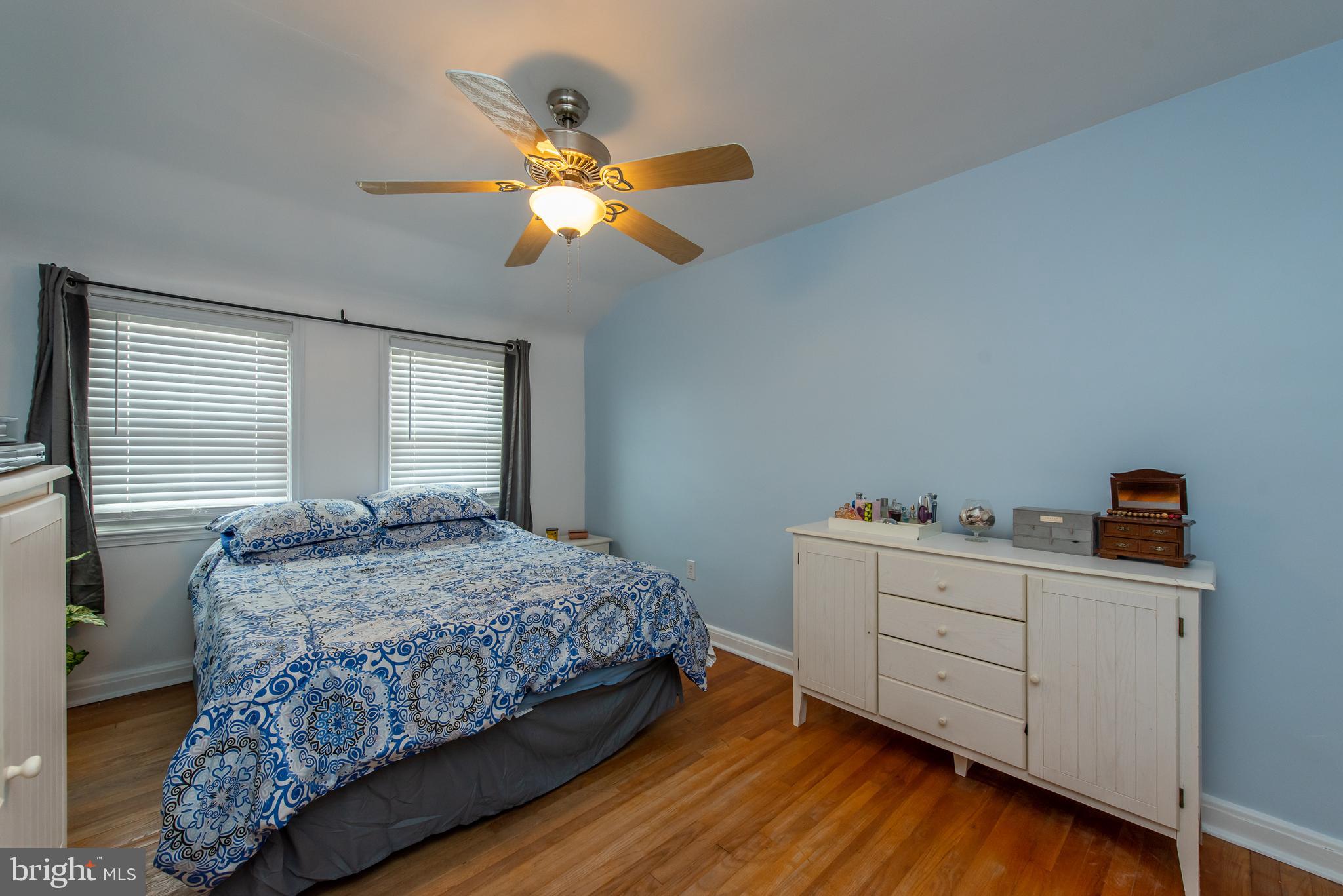 626 Braeside Road Baltimore, MD 21229 - Photo 15 of 34 Owners Bedroom