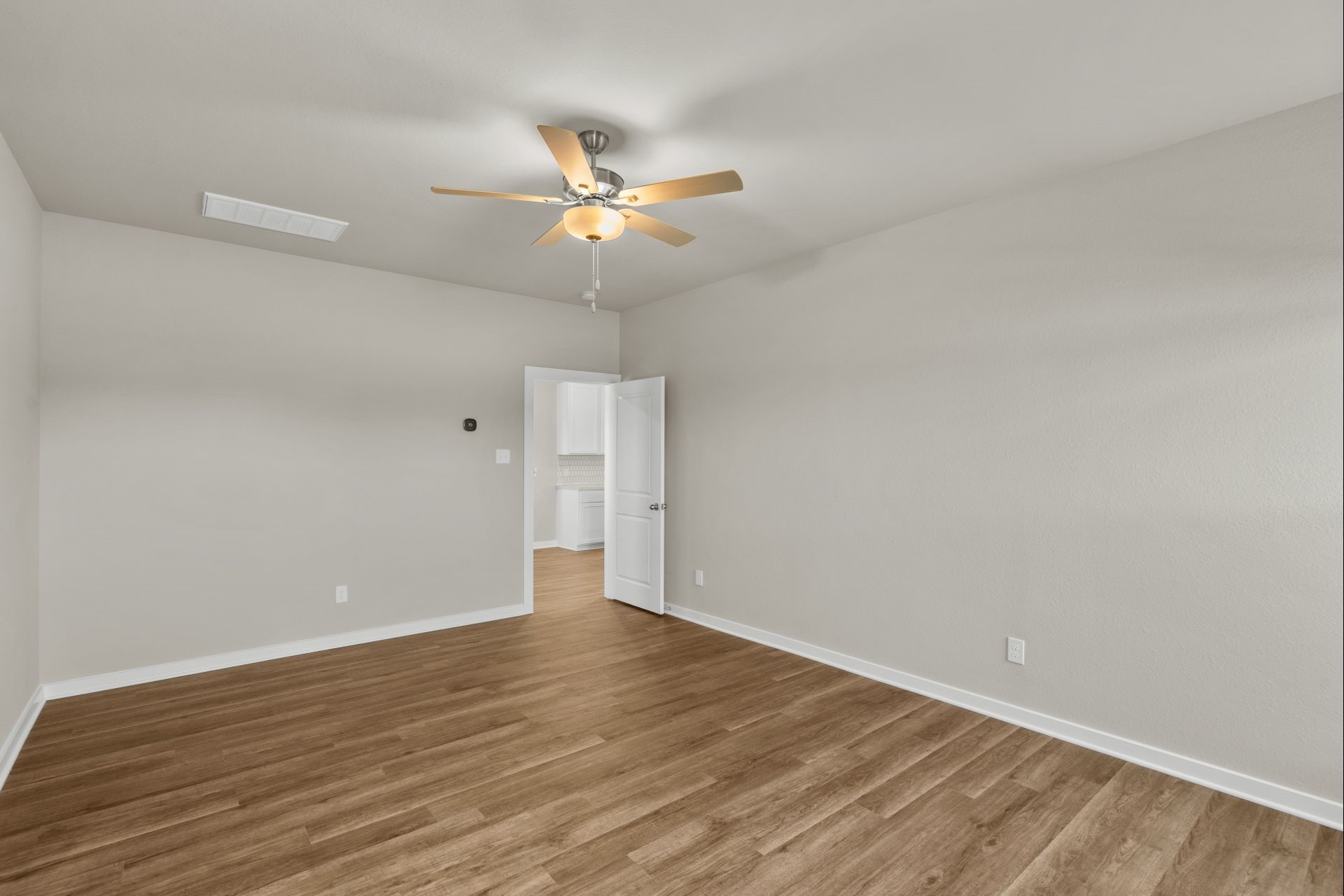2903 Wind Cave Lane Rosharon, TX 77583 - Photo 11 of 32 representative photo
