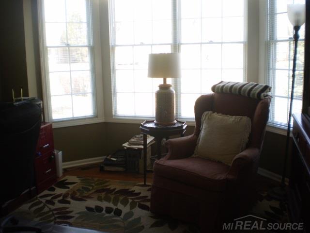 1923 Dunham Drive, Unit 90 Rochester, MI 48306 - Photo 5 of 27 Great Room 2