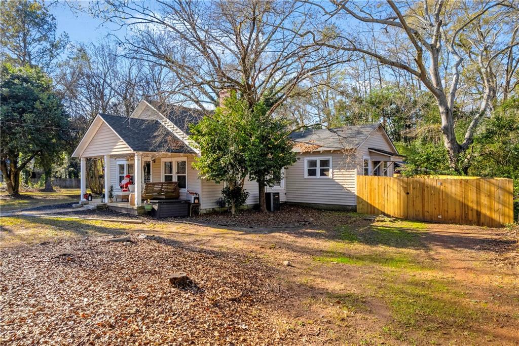 4106 Highway 29 Colbert, GA 30628 - Photo 48 of 82 a view of house with outdoor space and swimming pool