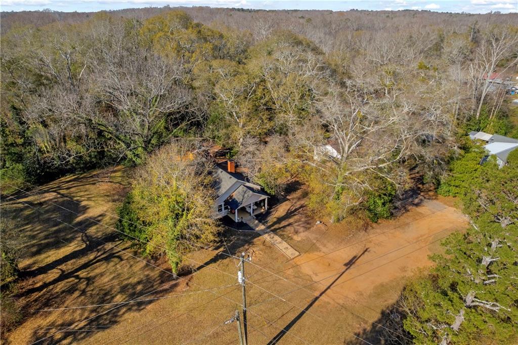 4106 Highway 29 Colbert, GA 30628 - Photo 52 of 82 a view of a yard with an outdoor seating