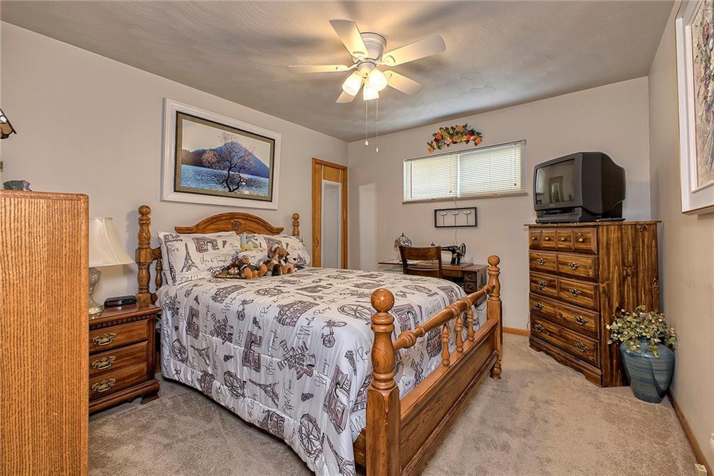 545 Greenridge Road New Kensington, PA 15068 - Photo 20 of 28 a bedroom with bed and furniture