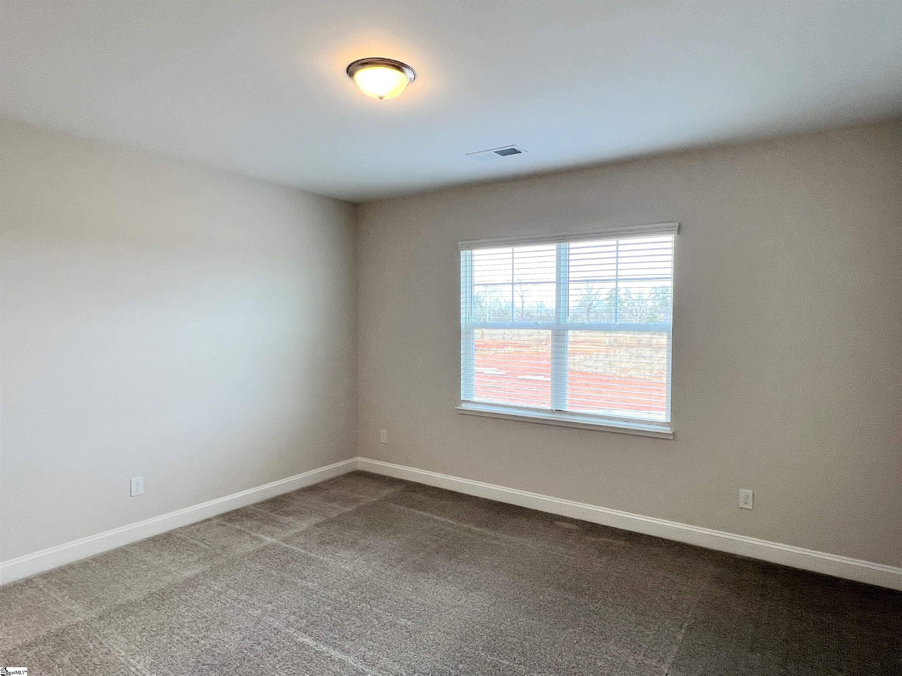 16 Callen Oak Way Greenville, SC 29607 - Photo 9 of 11 Gallery Image 9