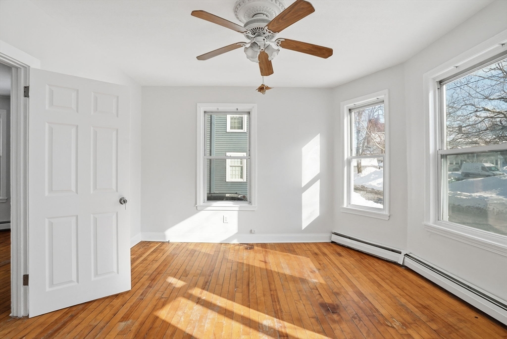 27 Carleton Avenue Haverhill, MA 01835 - Photo 2 of 37