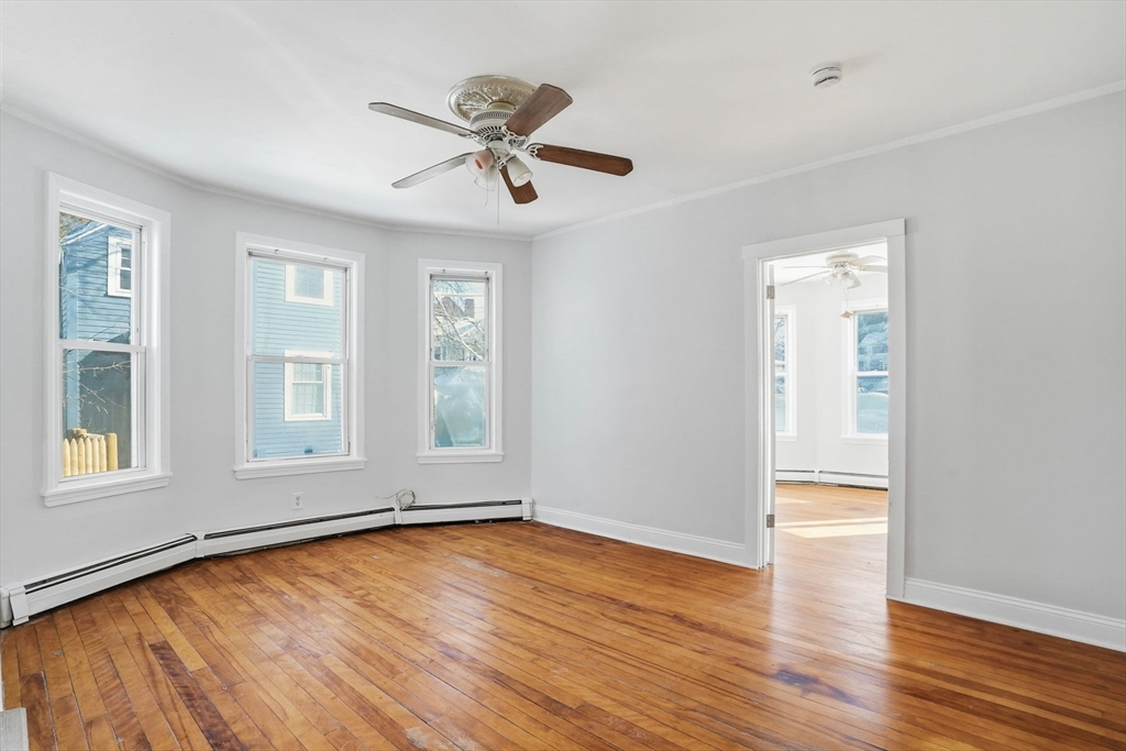 27 Carleton Avenue Haverhill, MA 01835 - Photo 3 of 37