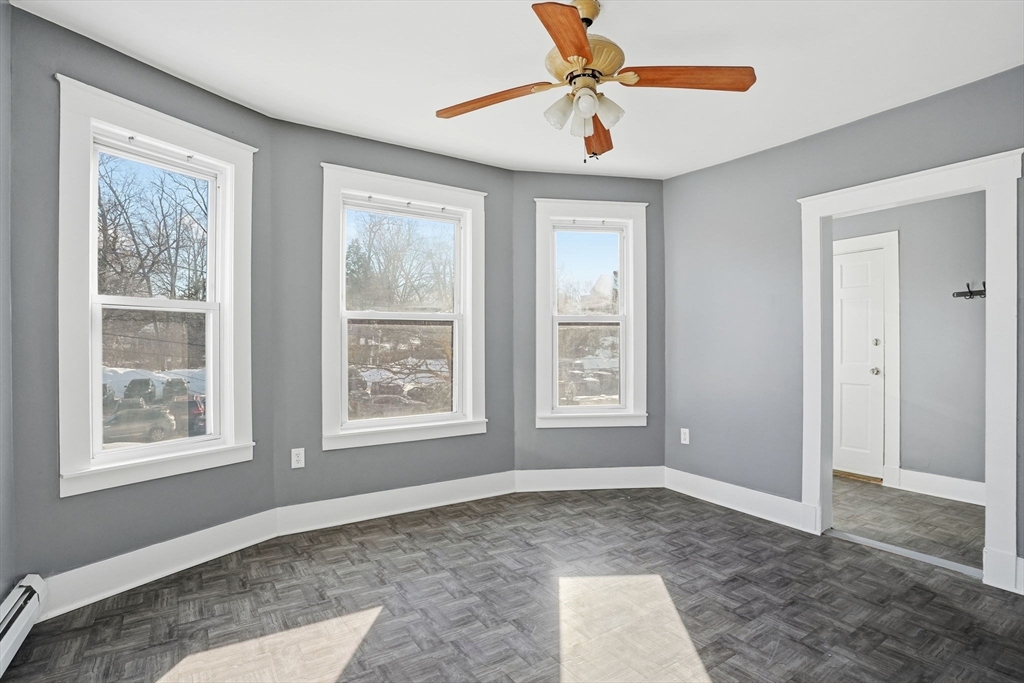 27 Carleton Avenue Haverhill, MA 01835 - Photo 8 of 37