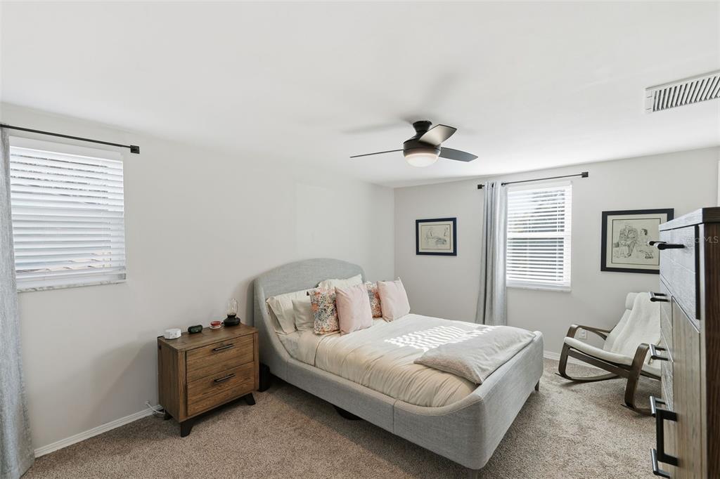 322 Fern Cliff Avenue Temple Terrace, FL 33617 - Photo 24 of 38