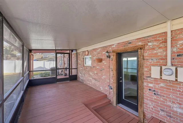 $495,000 | 322 Fern Cliff Avenue, Temple Terrace, FL 33617