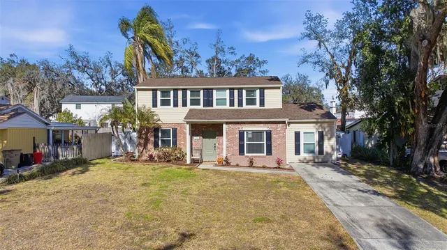 $495,000 | 322 Fern Cliff Avenue, Temple Terrace, FL 33617