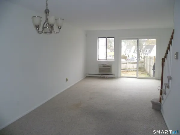 $249,900 | 560 Yale Avenue, Unit 4, Meriden, CT 06450