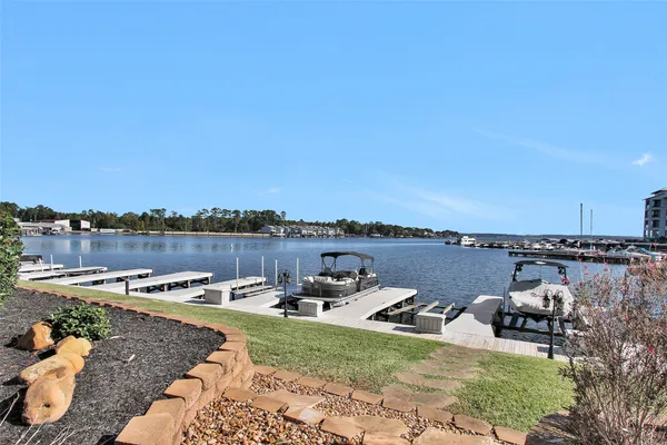 $299,999 | 168 Lake Point Boulevard, Conroe, TX 77356