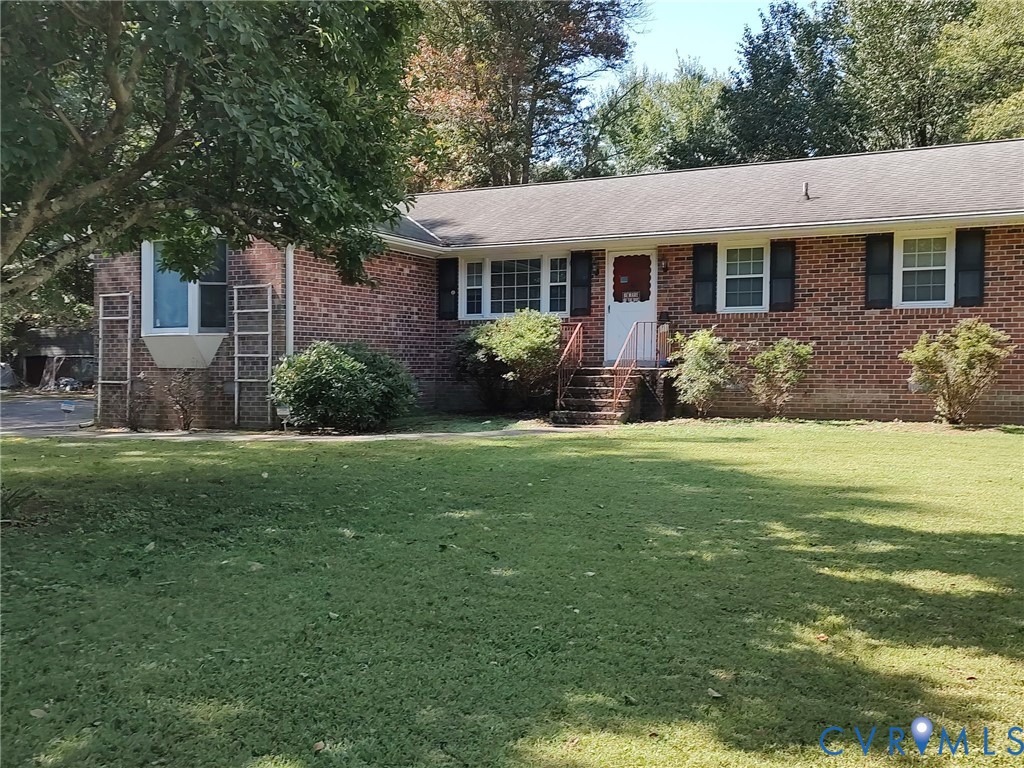5872 Elko Road Sandston, VA 23150 - Photo 2 of 19 Gallery Image 2