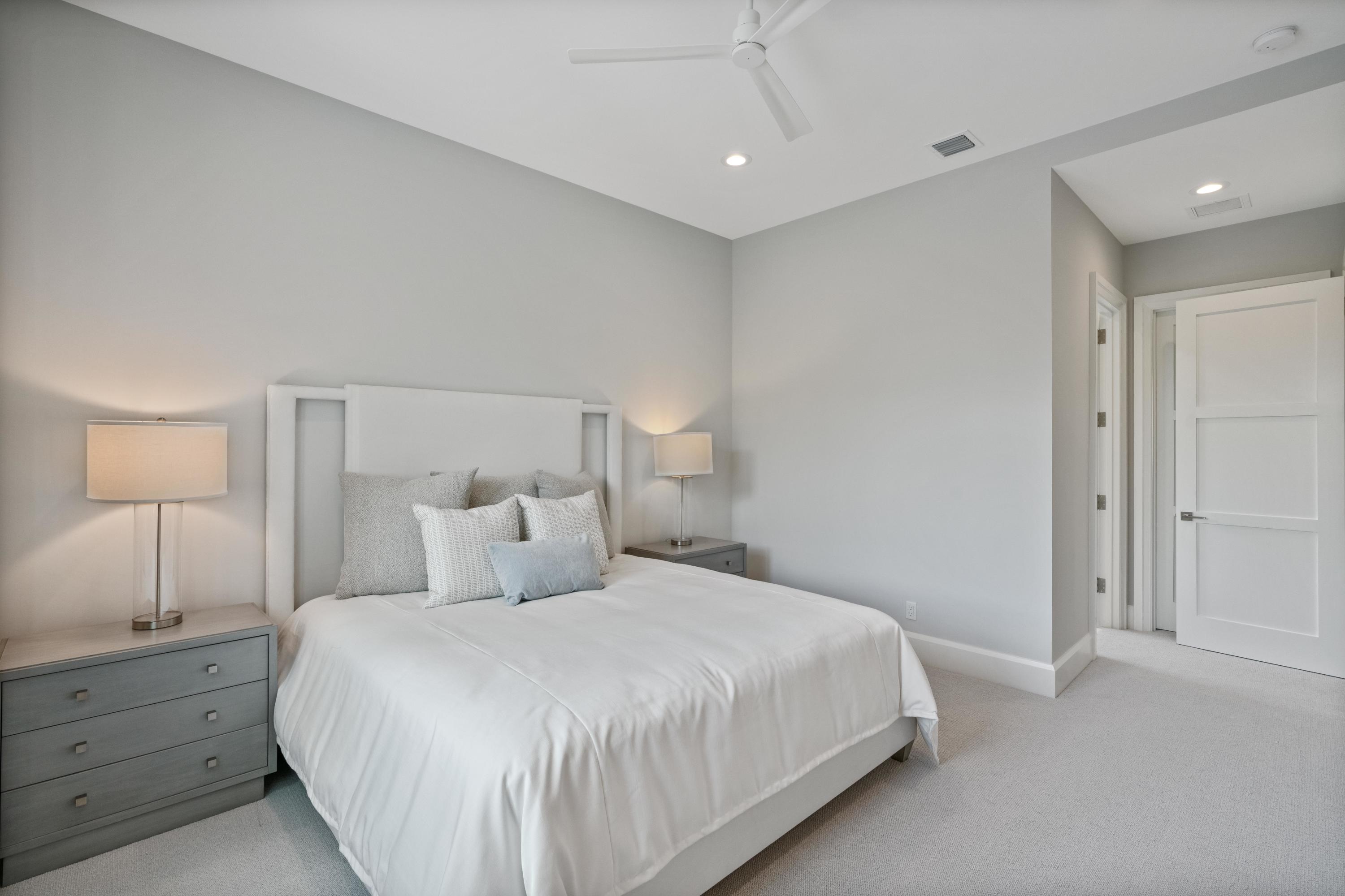 106 Quayside Drive Jupiter, FL 33477 - Photo 60 of 77 Guest Bedroom